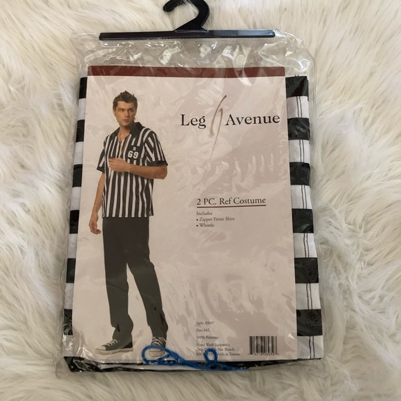 NWT ⚽️ MENS 2 PIECE REF COSTUME 🏈 - Picture 3 of 5